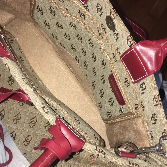 Nice purse - Picture 2 of 5